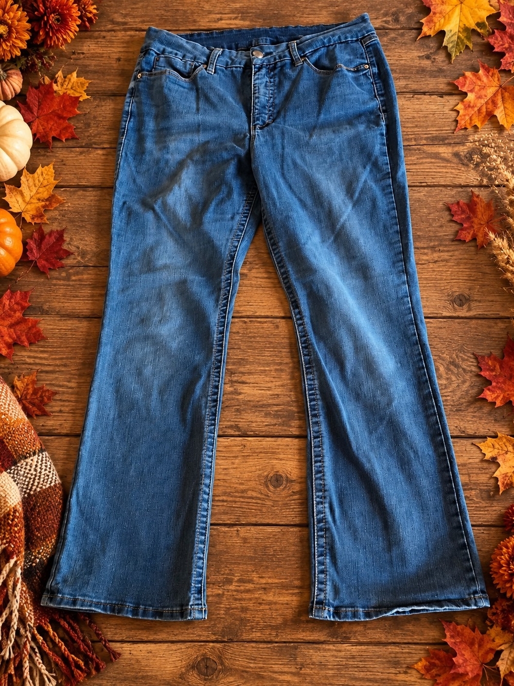Seven7 Women's Bootcut Jeans Size 14 - Medium Wash Stretch Denim